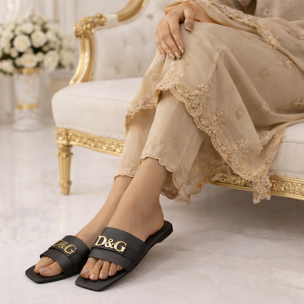 Signature Slides – Noir Black