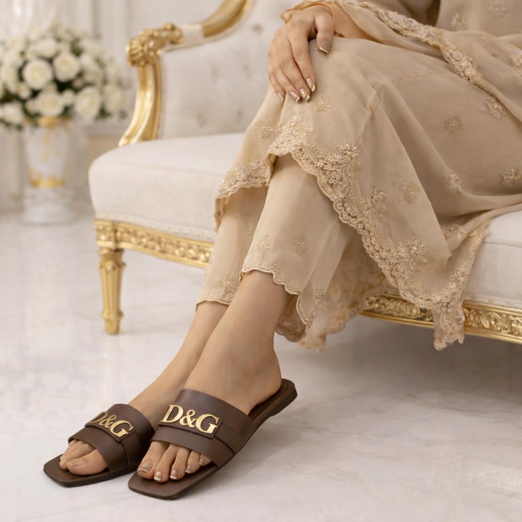 Signature Slides – Noir Black